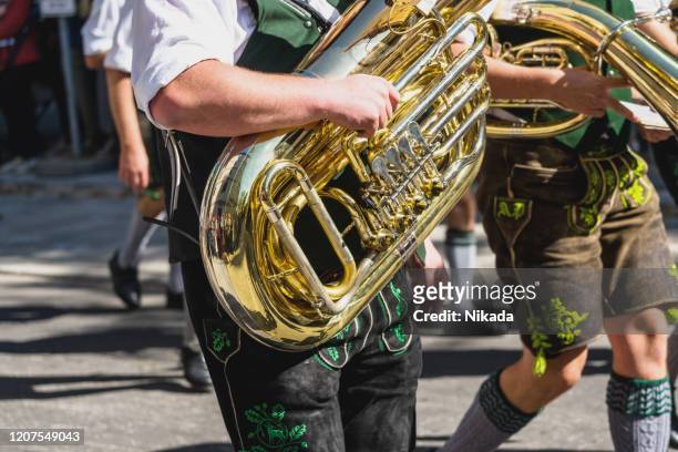 opening parade of the world-famous oktoberfest - lederhosen stock pictures, royalty-free photos & images