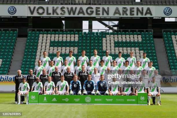 VfL Wolfsburg Saison 2013/14 - hier . $.R.v.l.: Ivan Perisic Robin Knoche Timm Klose Stefan Kutschke Bas Dost Nado Felipe Lopes Rasmus Jönsson Tolga...