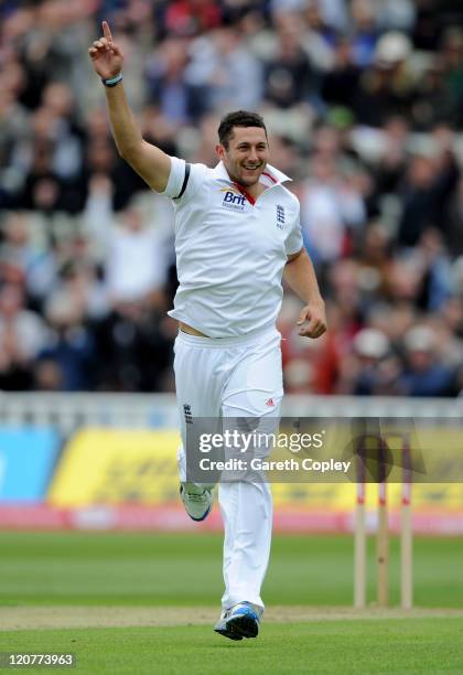 Tim Bresnan of England celebrates taking the wicket of Rahul Dravid of India during day one of the 3rd npower Test at Edgbaston on August 10, 2011 in...