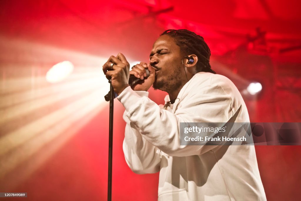 Sir Rnb Singer American singer Sir Darryl Farris aka Sir performs live on stage ...