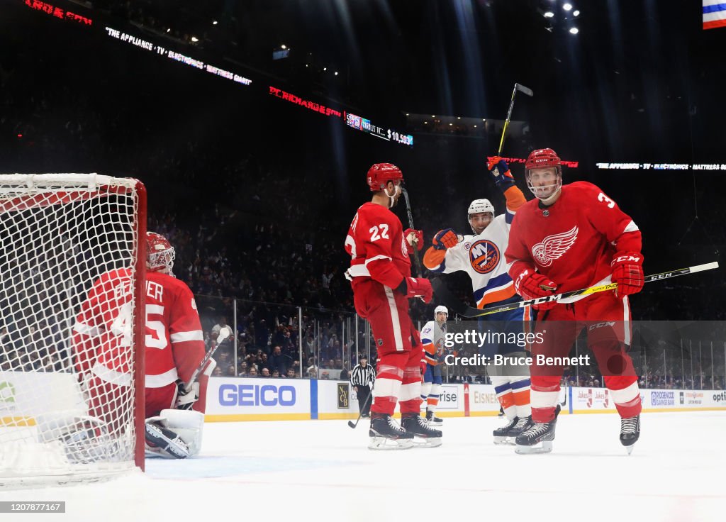 Detroit Red Wings v New York Islanders