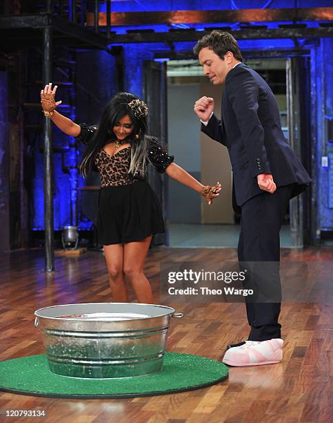 Nicole "Snooki" Polizzi visits "Late Night With Jimmy Fallon" at Rockefeller Center on August 10, 2011 in New York City.