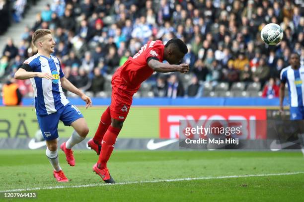 Jhon Cordoba of 1. FC Koeln scores his team's second goal during the Bundesliga match between Hertha BSC and 1. FC Koeln at Olympiastadion on...