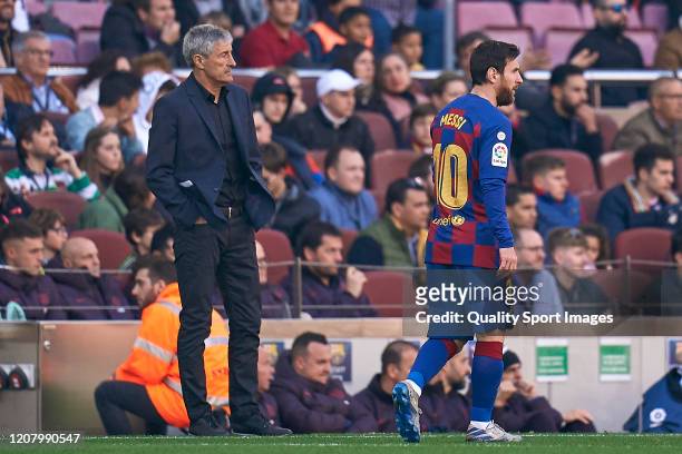 Lionel Messi and Quique Setien, head coach of FC Barcelona during the Liga match between FC Barcelona and SD Eibar SAD at Camp Nou on February 22,...