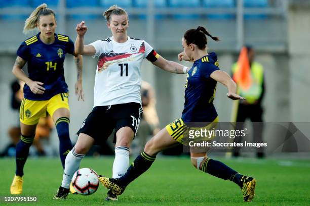 Alexandra Popp of Germany Women, Jessica Samuelsson of Sweden Women during the Algarve Cup Women match between Germany v Sweden at the Estadio...