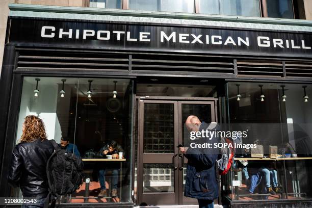 Chipotle Walk In Chipotle Logo Photos and Premium High Res Pictures - Getty Images