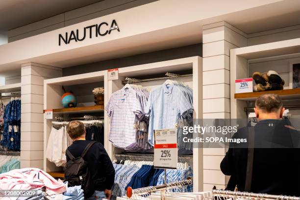 4,823 Nautica Clothes Stock Photos, High-Res Pictures, and Images - Getty  Images