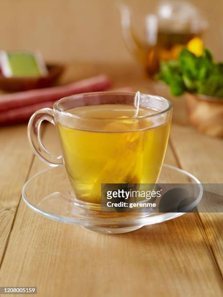kräutertee - green tea stock-fotos und bilder