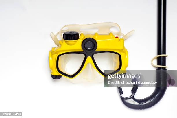 snorkelling equipment. summer vacation swimming fun concept - scuba mask 個照片及圖片檔