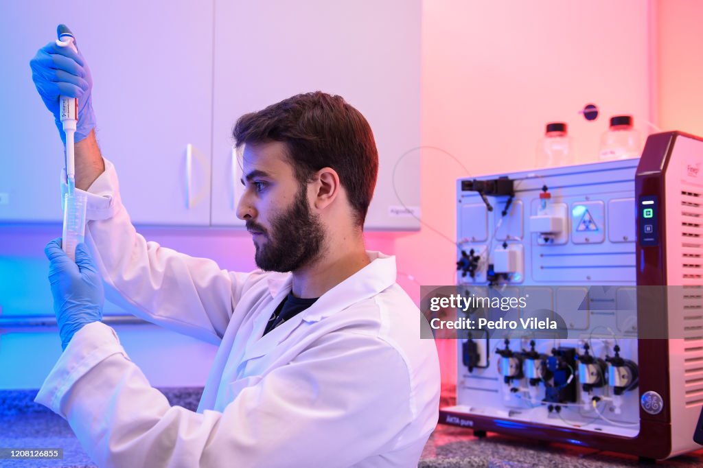 The Technological Vaccine Center of the Federal University of Minas Gerais is Testing a Vaccine against the Coronavirus (COVID - 19) and also Testing Diagnosis Kits