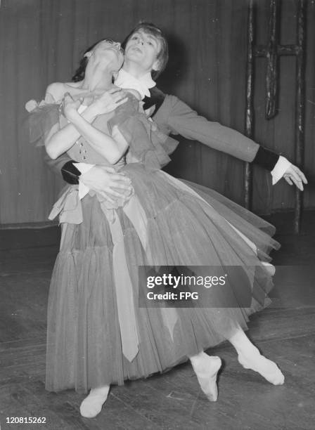 English ballerina Margot Fonteyn and Rudolf Nureyev dancing in the ballet 'Marguerite And Armand', specifically choreographed for them by Frederick...