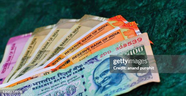 indian currency - indian rupee stockfoto's en -beelden