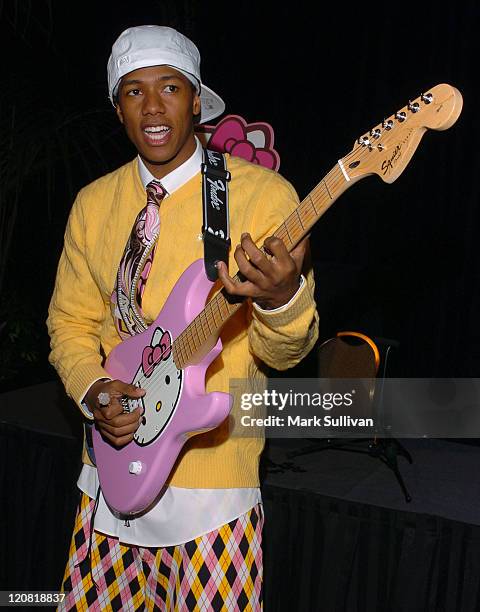 Nick Cannon in The Flavia Fusion Retreat during The Flavia Fusion Retreat by Backstage Creations at the 2005 Billboard Music Awards - Day 2 at MGM in...