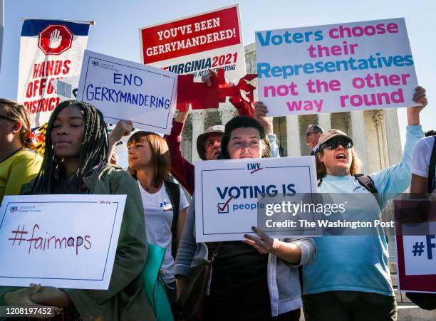 Principals and protestors in front of the Supreme Court while the Justices hear arguments on gerrymandering, on October 2017 in Washington, DC.