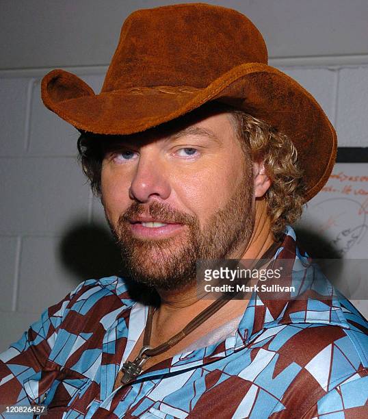 Toby Keith during 2005 CMT Music Awards - Backstage at Gaylord Entertainment Center in Nashville, Tennessee, United States.