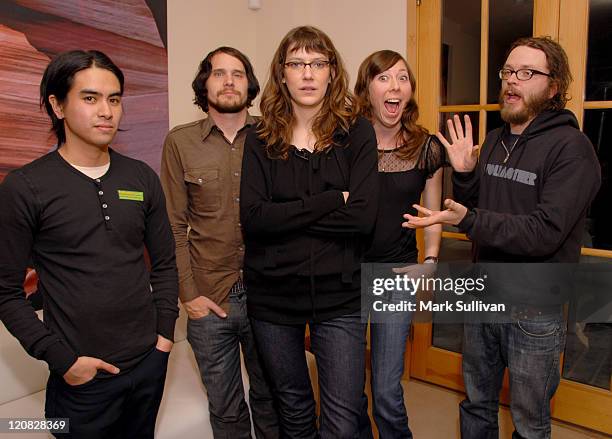 Sara Schaefer, host of Spinner.com's "The DL" with Christopher Guanlgo, Brian Aubert, Nikki Monninger and Joe Lester of Silversun Pickups