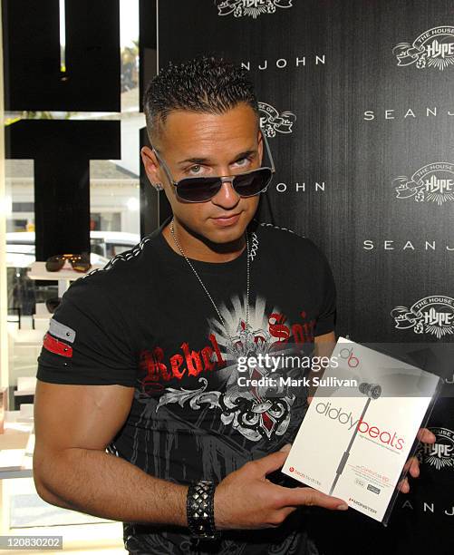 Mike Sorrentino attends Sean John Shop Future pop up shop on June 5, 2010 in Los Angeles, California.