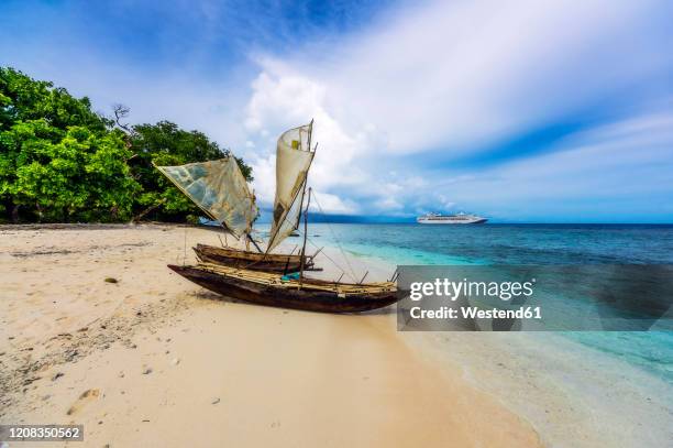 papua new guinea, trobriand islands, kitava island - nuova guinea foto e immagini stock