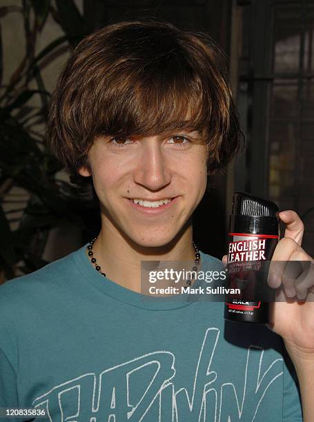Actor Vincent Martella attends the Amber Watch Fun Faire produced by Backstage Creations on September 27, 2008 in Los Angeles, California.