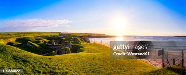 scotland, orkney islands, skara brae, neolithic settlement - orkney islands bildbanksfoton och bilder