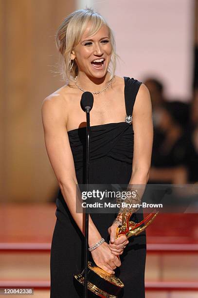 Jennifer Landon accepts Outstanding Younger Actress in a Drama Series award for As the World Turns