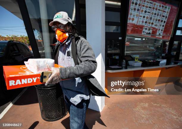 Famous Randy's 71 Randys Donuts Photos & High Res Pictures - Getty Images