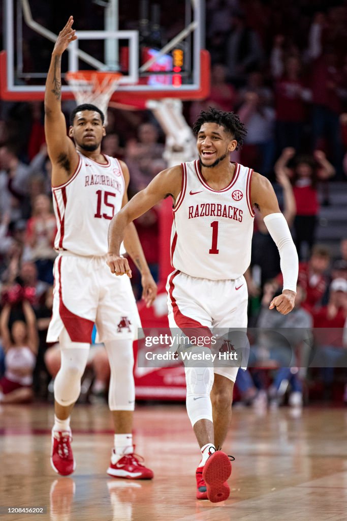 Matt Jones Razorback Isaiah Joe and Mason Jones of the Arkansas Razorbacks celebrate a ...