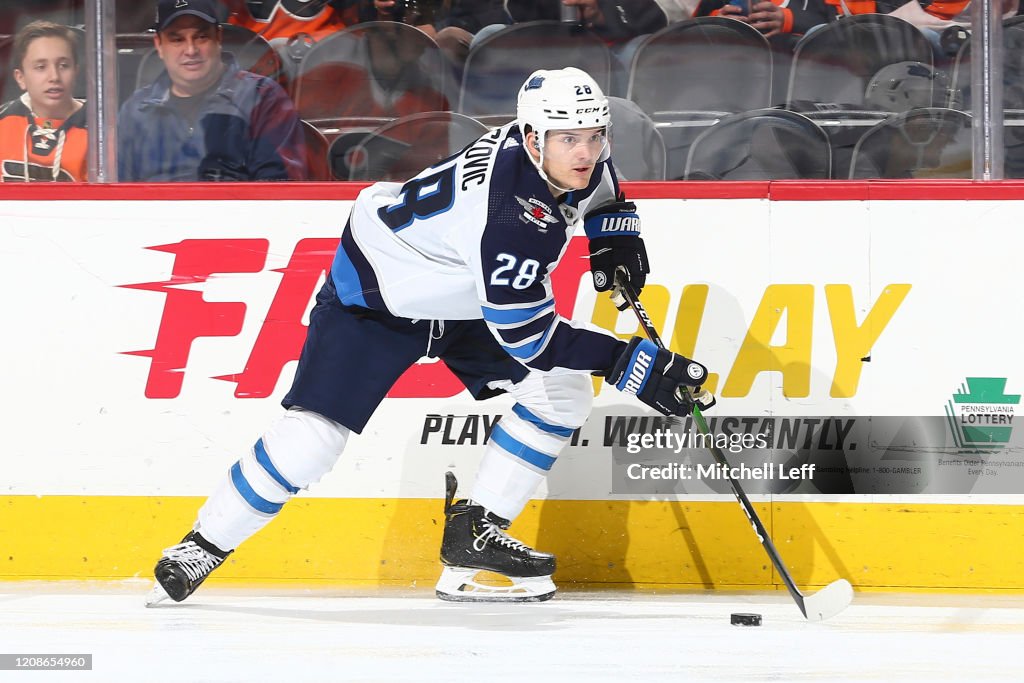 Winnipeg Jets v Philadelphia Flyers