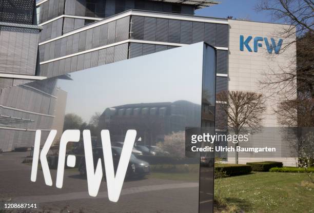Exterior view with the logo KfW of a branch of the Kreditanstalt fuer Wiederaufbau in Bonn.