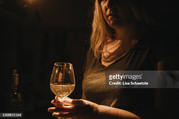 social distracting - alcoholic stock-fotos und bilder
