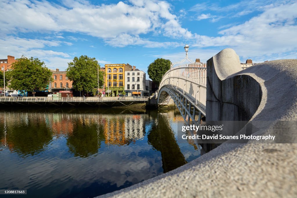 Ha'penny Bridge, Dublin City, Ireland