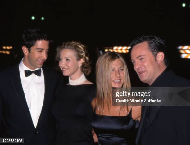 David Schwimmer, Lisa Kudrow, Jennifer Aniston and Matthew Perry of the television show "Friends" on the red carpet for the People's Choice Awards on...