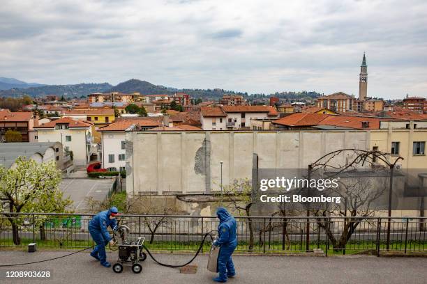 Soldiers from the Russian military prepare equipment for their full disinfection of the Foundation of Ponte S. Pietro nursing home in Ponte San...