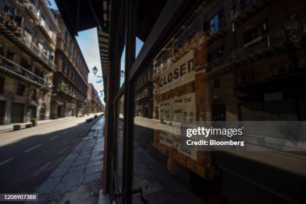 Tullio Sign Tullio Pane Fotografías e imágenes de stock - Getty Images
