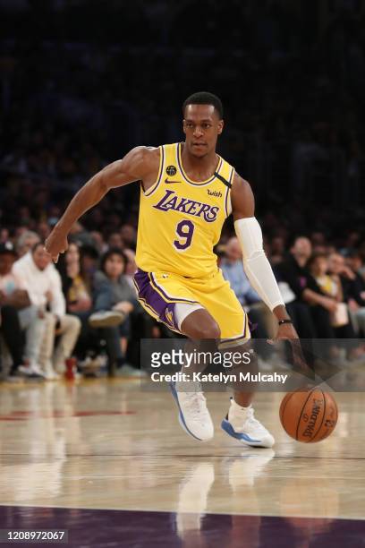 Rajon Rondo of the Los Angeles Lakers drives to the basket in a game against the New Orleans Pelicans during the second half at Staples Center on...