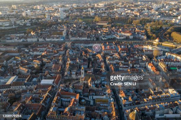 aerial view of french medieval city, old buildings and cityscape in besancon, france - besancon photos et images de collection