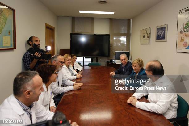 In the right part of the table, the Territorial Director of Health, Edelmiro Sebastian; the counsellor of Health, Ana Barcelo and hospital manager,...