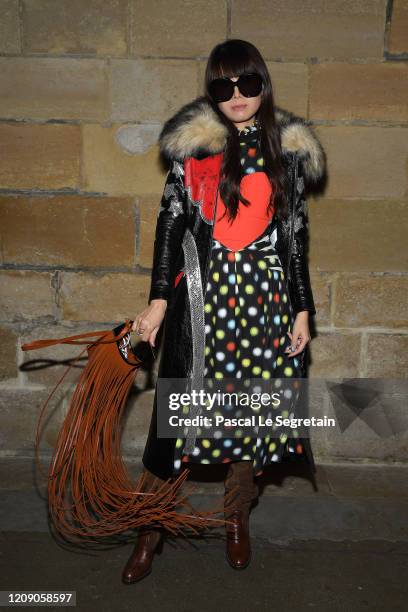 Leaf Greener arrives at the Paco Rabanne show at La Conciergerie as part of the Paris Fashion Week Womenswear Fall/Winter 2020/2021 on February 27,...