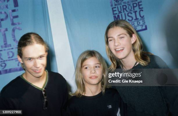 Portrait of Hanson, Isaac, Taylor, Zac, MTV Europe Awards, Ahoy, Rotterdam, Holland, 6 November 1997.