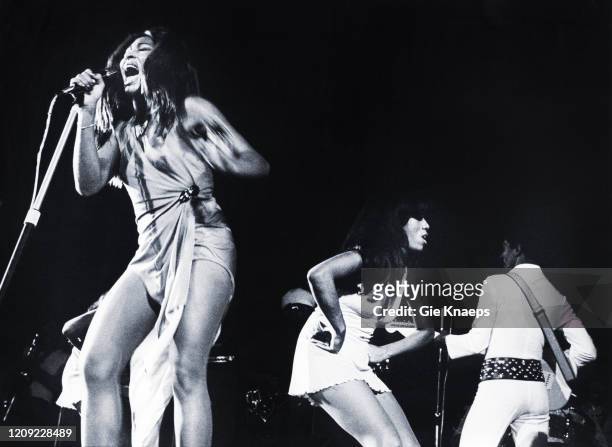 Ike and Tina Turner Revue, Tina Turner, Ike Turner, The Ikettes, De Doelen, Rotterdam, Holland, 12 November 1972.