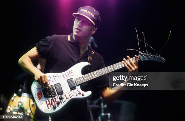 Rage Against The Machine, Tom Morello, Pinkpop Festival, Landgraaf, Holland, 27 May 1996.