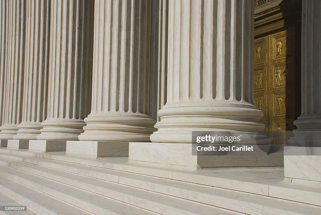 Porta de Bronze do Supremo Tribunal US