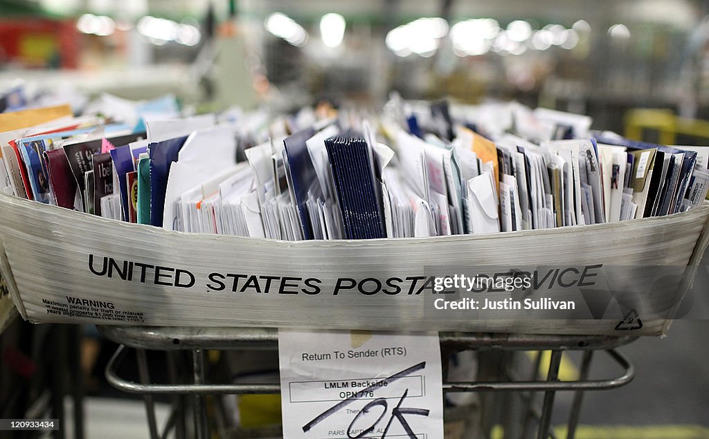 U.S. Postal Service Proposes Cutting 120,000 Jobs