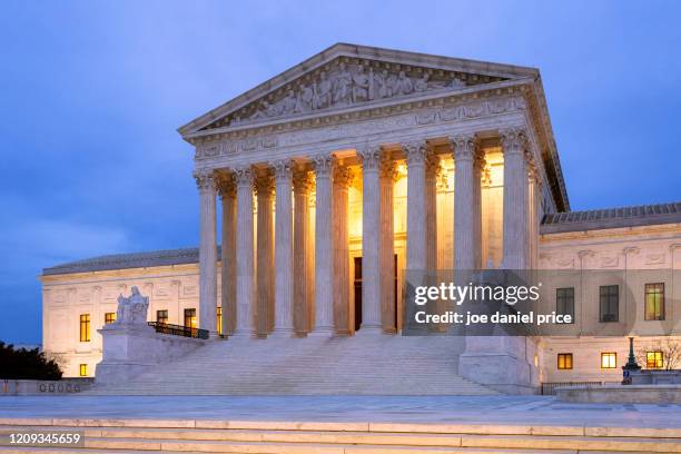 blue hour, united states supreme court building, washington dc, america - us supreme court building stock-fotos und bilder