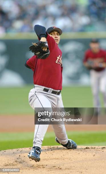 Houston Astros starting pitcher Andy Pettitte pitches during the game against the Chicago White Sox June 23, 2006 at U.S. Cellular Field in Chicago,...