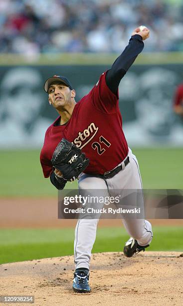 Houston Astros starting pitcher Andy Pettitte pitches during the game against the Chicago White Sox June 23, 2006 at U.S. Cellular Field in Chicago,...