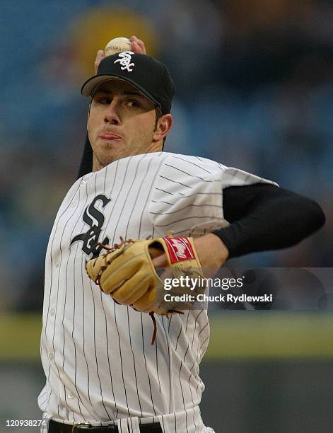 Chicago White Sox pitcher, Jon Garland, pitching against the Baltimore Orioles at U.S. Cellular Field in Chicago, Illinois May 12, 2005.