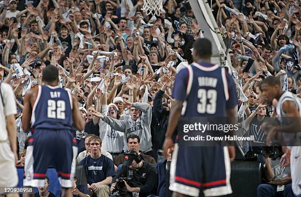 Villanova fans heckle Connecticut's Marcus Williams during a foul shot Monday, February 13, 2006 at the Wachovia Center in Philadelphia, PA....