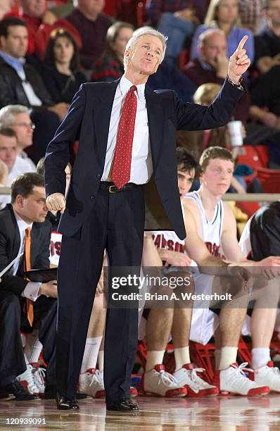 Davidson head coach Bob McKillop gives instructions to his team during second half action versus Chattanooga at Belk Arena in Davidson, North...