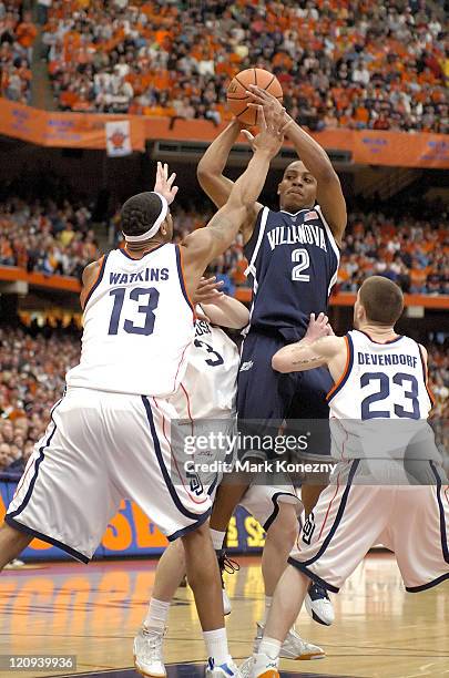 Villanova Wildcats guard Randy Foye takes a shot in traffic during a game against the Syracuse Orange at the Carrier Dome in Syracuse, New York on on...